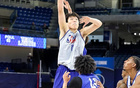 山東大漢19分鐘12分，首秀亮眼，沖擊NBA，期待其表現(xiàn)。